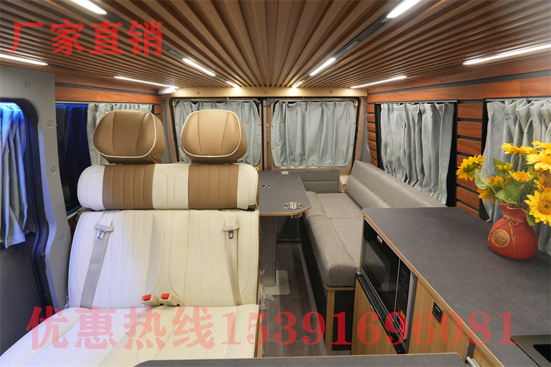 大通六座升頂房車 大通V70房車來啦!硬升頂設計防風又保暖,可下地庫